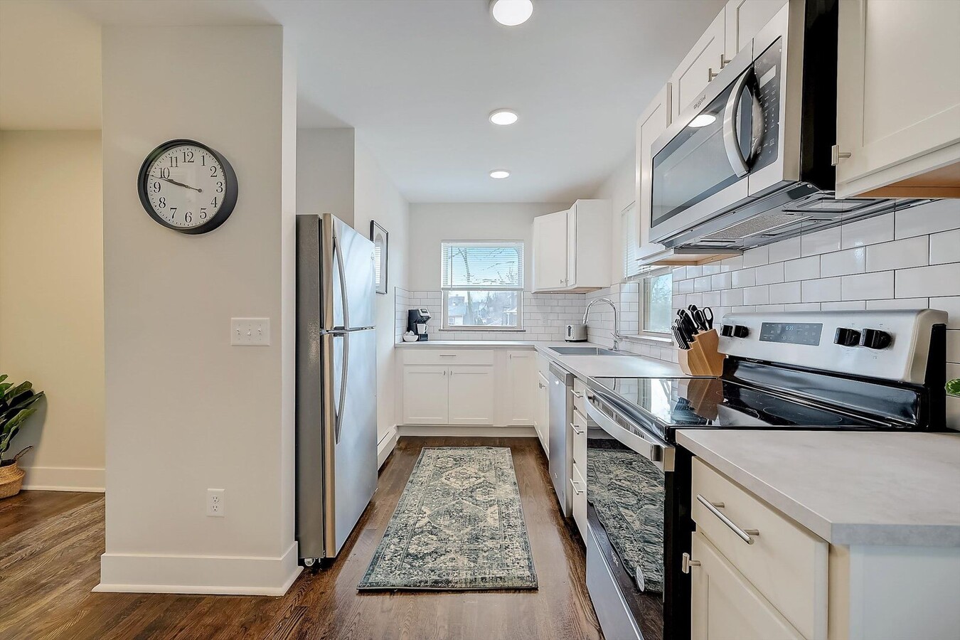 Photo - Victory Parkway Apartments - 1