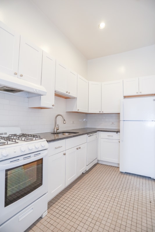 Photo - 166 W Menomonee St Unit 1