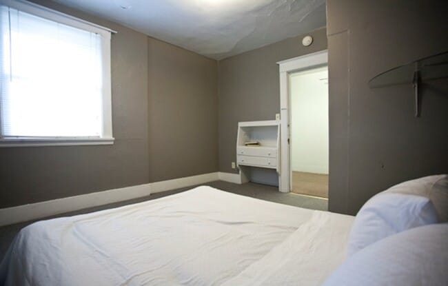 California St #2 - BR1 - Slocum Apartments