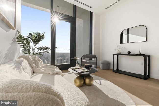 Photo - 210 S 12th St Unit PH1B