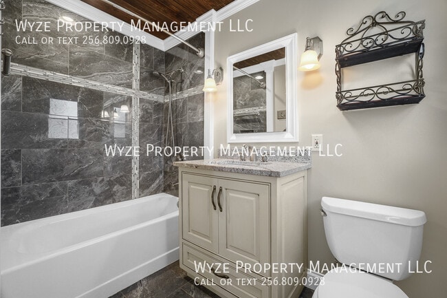 Photo - 2105 Manassas Dr SW