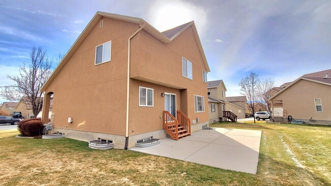Photo - 483 E Apple Blossom Dr