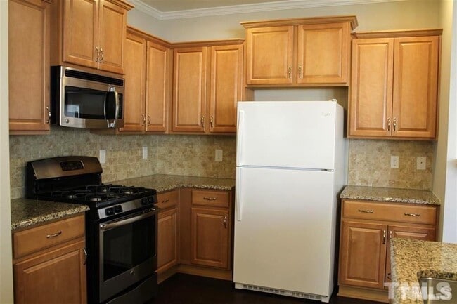 Photo - Beautiful 3BR Home in Desirable Kitts Creek RTP Location - MASTER DOWN