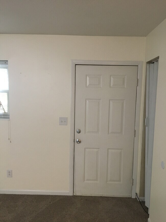 Photo - 31 Hartman Rd Unidad C