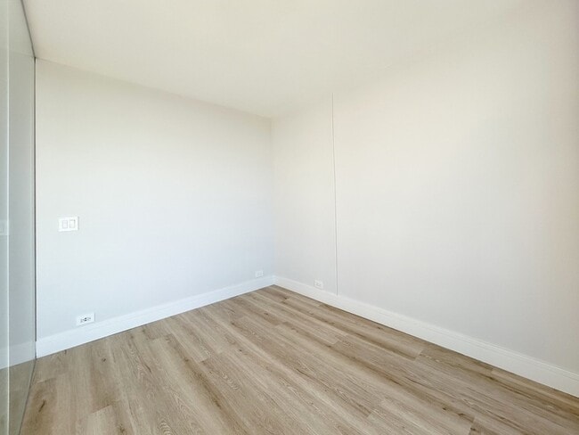 Photo - 5445 N Sheridan Rd Unit 1407