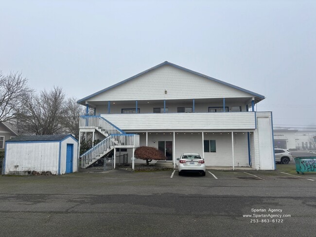 Photo - 15310 Main St E Unidad 1