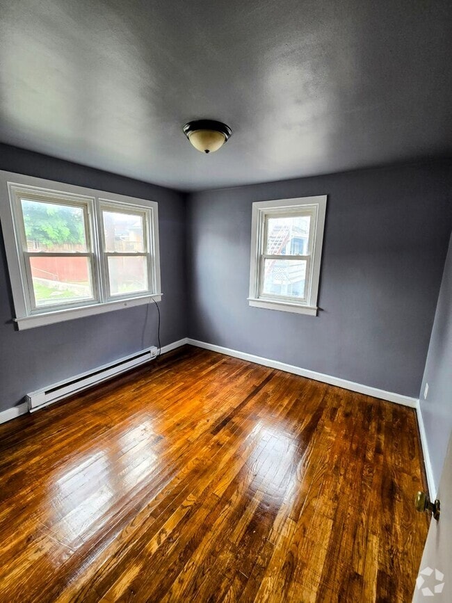 Building Photo - 729 E Morton St Unit 1 Rental