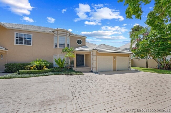 Photo - 11875 Pebblewood Dr