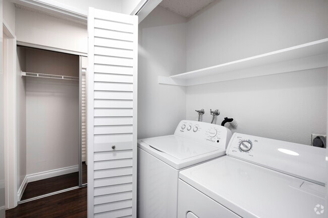 Lavandería - Vineland Gardens