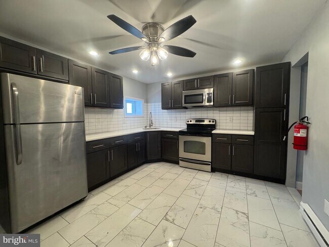 Photo - 104 Linden St Unit 1