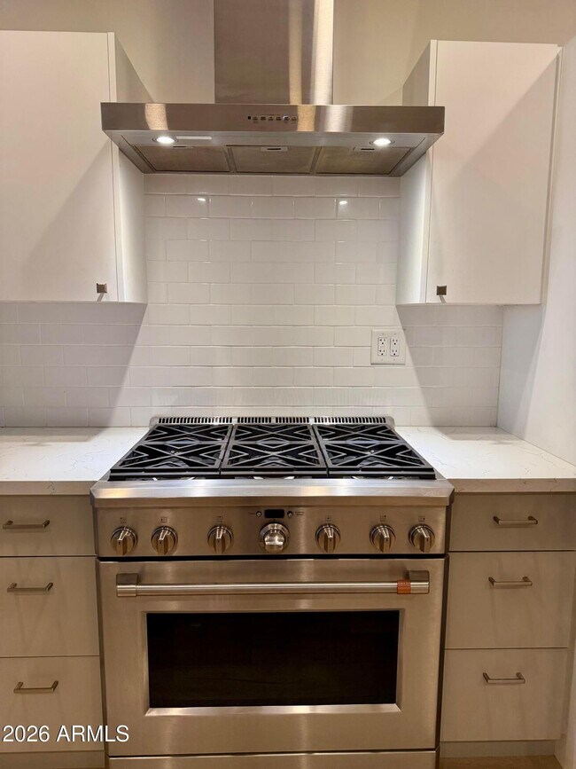 Photo - 21 E 6th St Unit 407