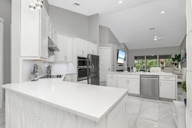 Photo - 20071 Seagrove St Unit Grandezza