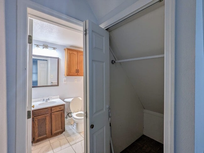 Photo - 5139 Carnegie St Unidad 1