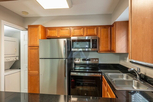 Photo - 6940 Roswell Rd NE Unit 13F