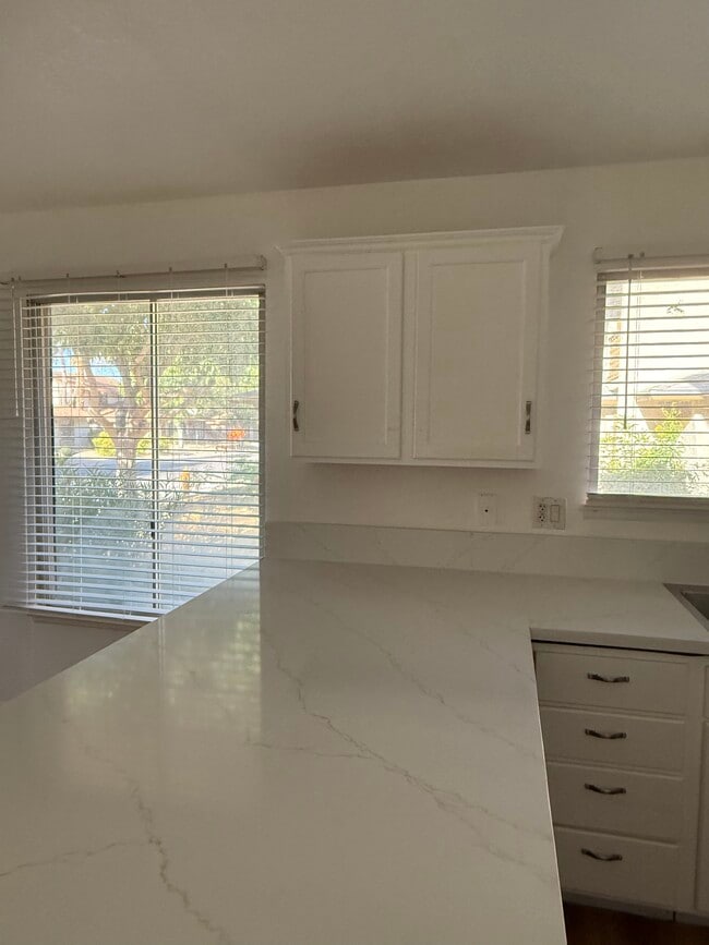 Photo - 1321 Lorilyn Ave Unit #1
