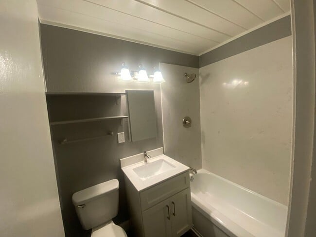 Photo - 1475 Marclair Dr Unit D