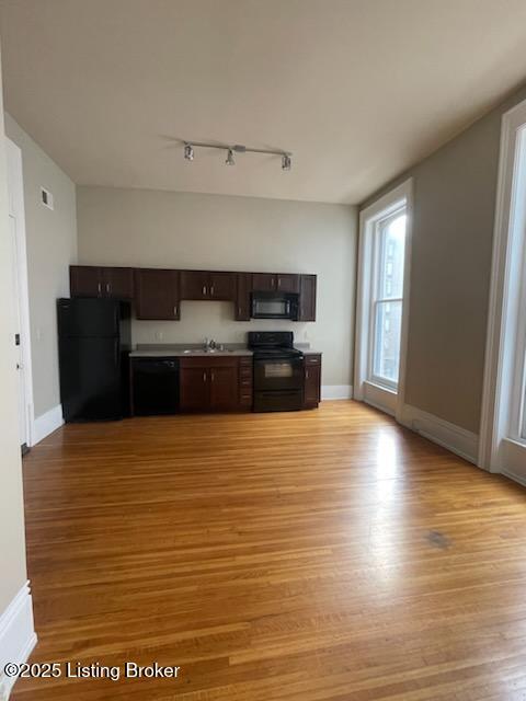 Photo - 564 S 4th St Unidad 308