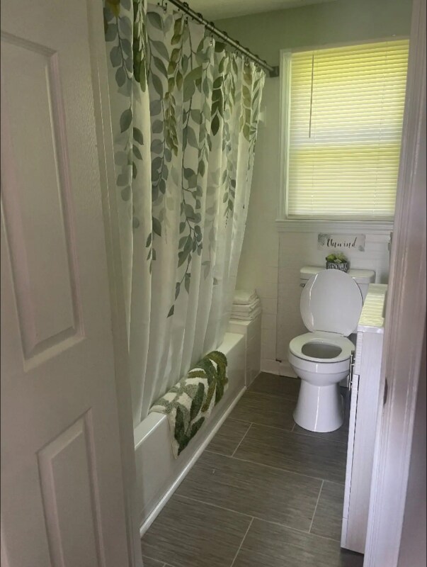 Photo - 1707 Colgate St NE