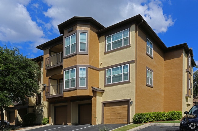 Building Photo - Reserve at Canyon Creek
