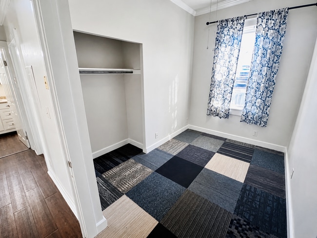 Photo - 213 Cherry St Unit Apt B
