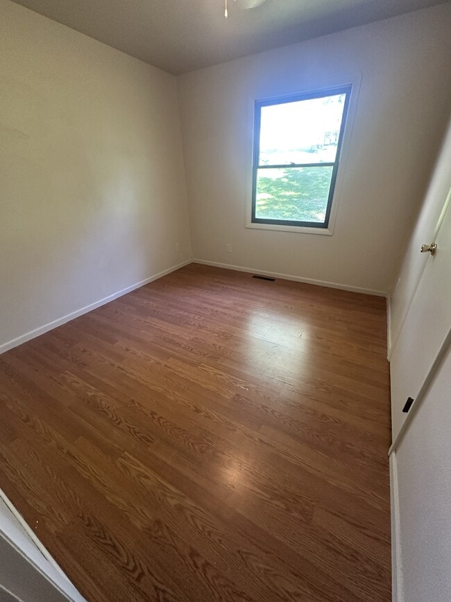 Photo - 3273 Kensington Pl