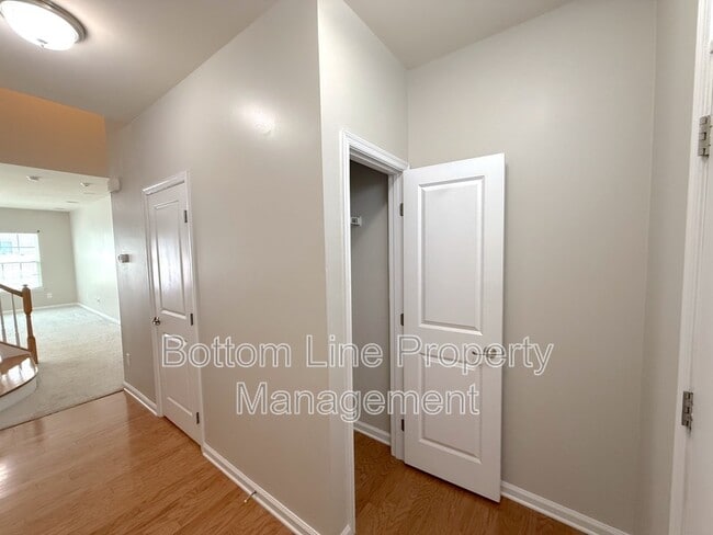 Photo - 7562 Red Mulberry Way