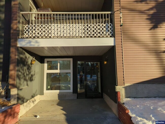 Photo - 10837-10117 117 St NW Unit 403