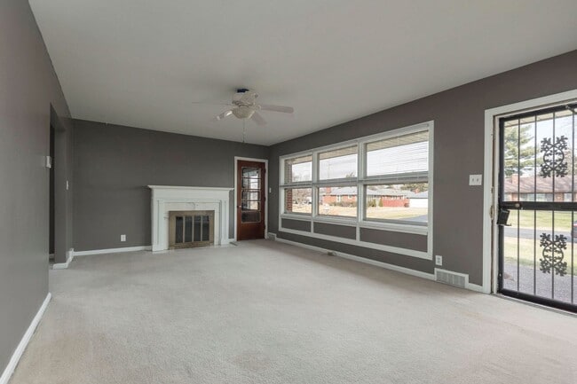 Photo - 3706 Chevy Chase Rd