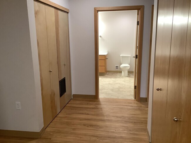 Photo - 1300 Telegraph Rd Unit A107