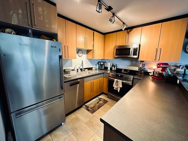 Photo - 121 N 46th St