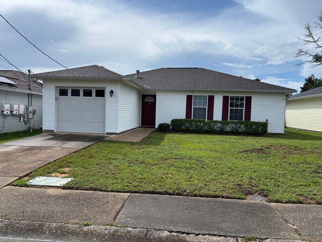 Photo - 1129 Ivey Terrace