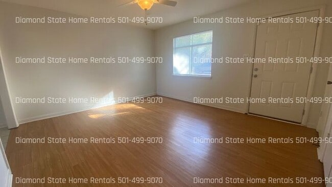 Photo - 500 Warren St