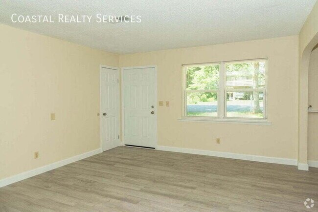 Building Photo - 705 Winton Ct Rental