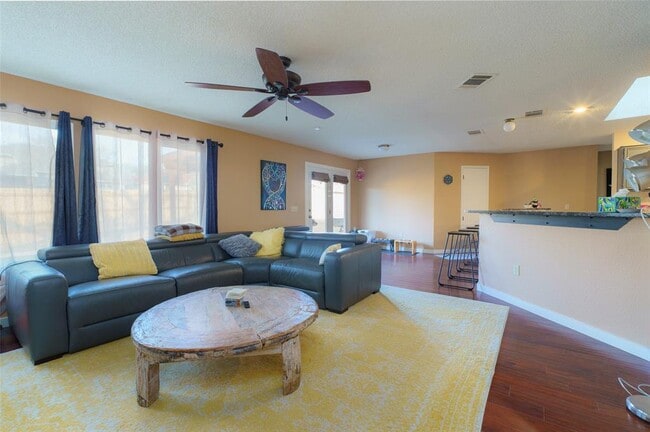 Photo - 6700 Carisbrooke Ln