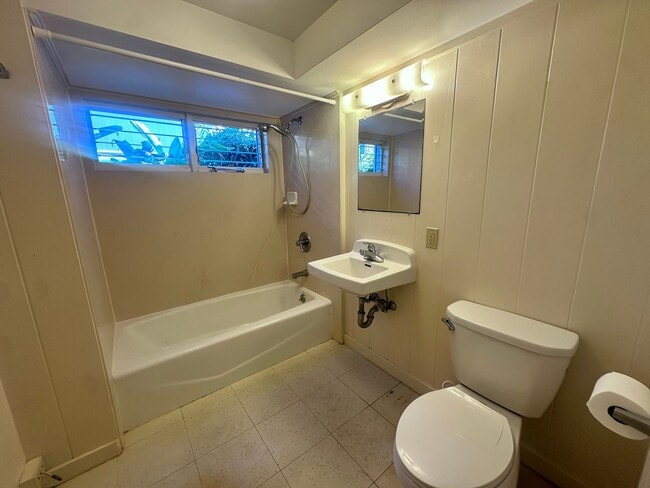Photo - 1730 Maoi Pl Unit A