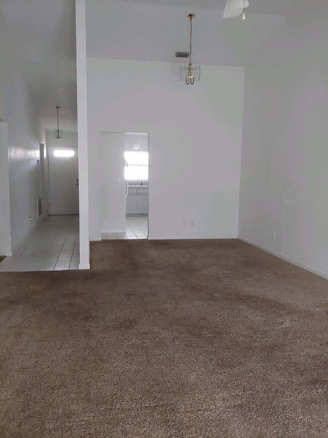 Photo - 2200 W Silver Hill Ln Unit 2200