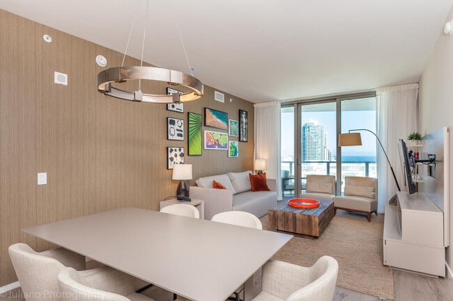 Photo - 4011 S Ocean Dr Unidad FL17-ID1049832P