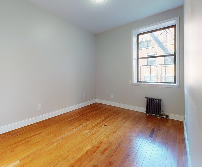 Photo - West 116th Street Unit 6A