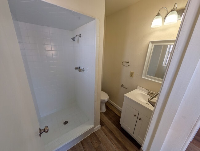 Photo - 3524 Mobile Ave