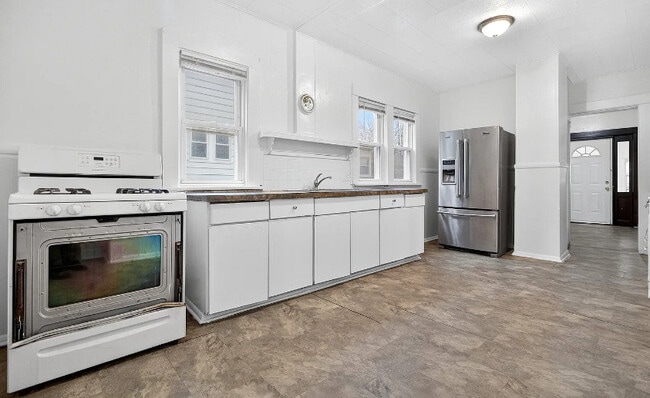 Photo - 2128 6th St SW