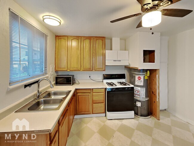 Photo - 2048 81st Ave