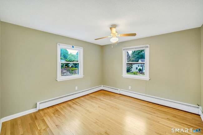 Photo - 71 Devonwood Dr