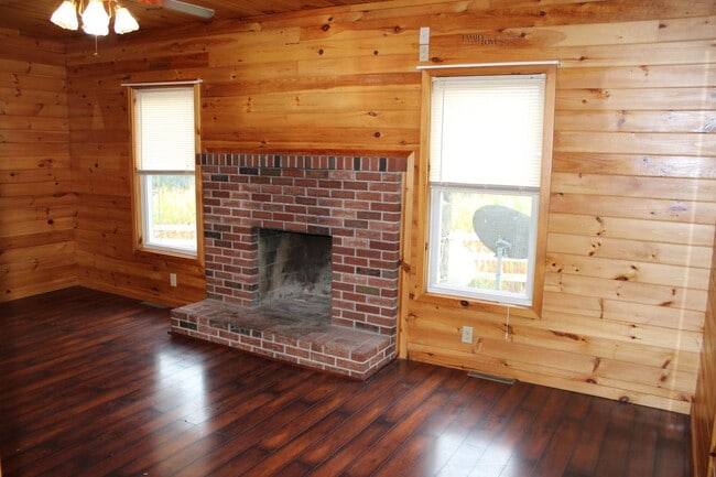 Photo - Charming Single Family Home