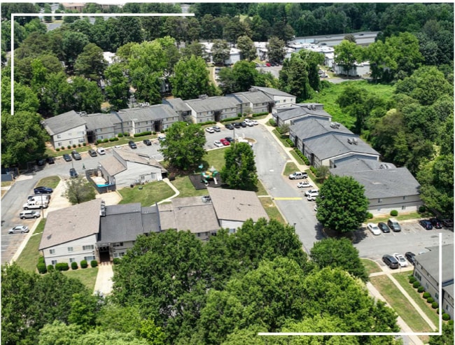 Photo - 1305 Hunter Oaks Ln Unit 114