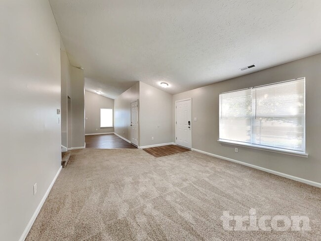 Photo - 4020 Waterfield Dr