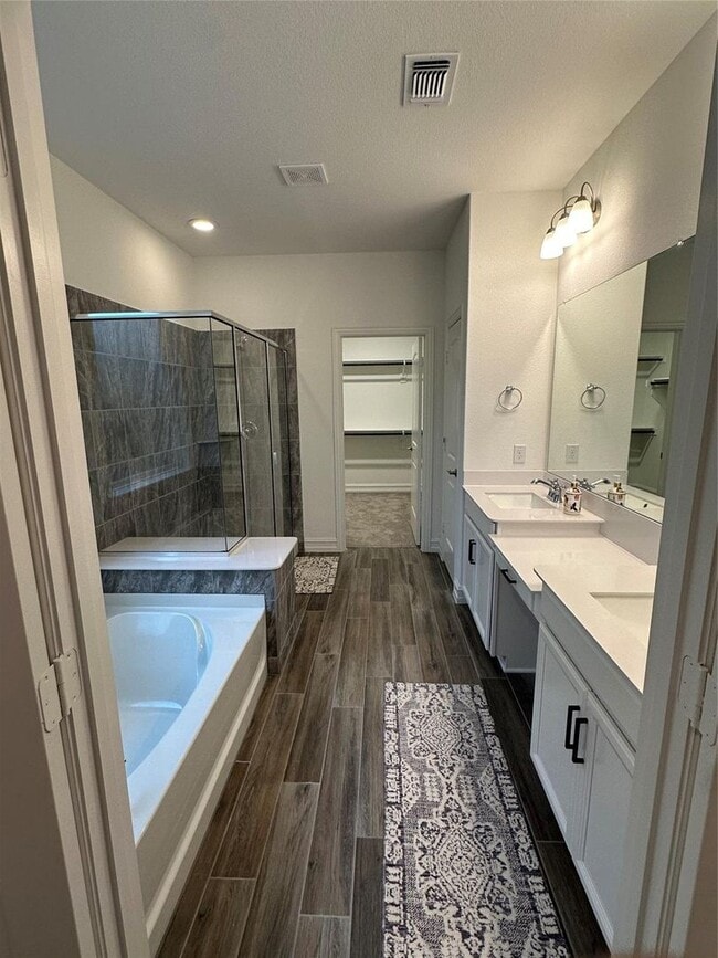 Photo - Spacious Aubrey Home Offering Style, Locat...