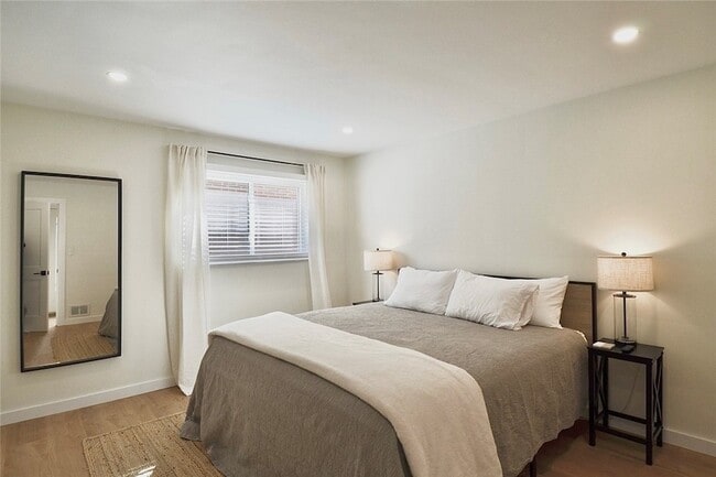 Photo - 422 Avery St