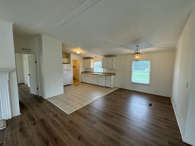 Photo - Nice 3/2 Trailer in Shannon- $1,195