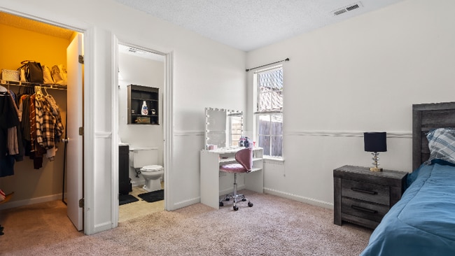 Photo - 2051 W Windgate Ct