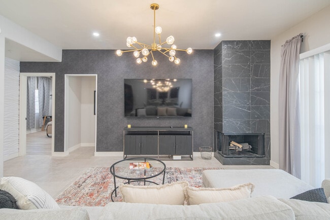 Photo - 11333 N 92nd St Apartment